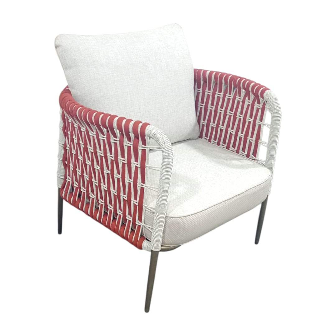 كرسي من مجموعة El Eyad Furniture